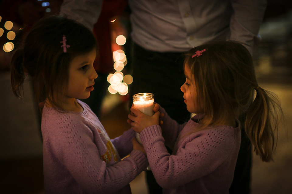 Christmas Ornaments Workshop & Bethlehem Peace Light Ceremony