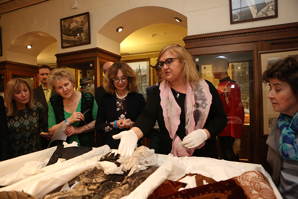 Helena. The story of Modjeska